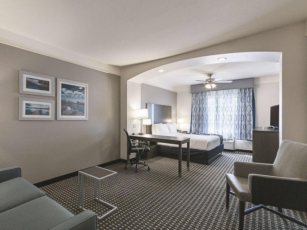 La Quinta By Wyndham Conroe Hotel Kültér fotó